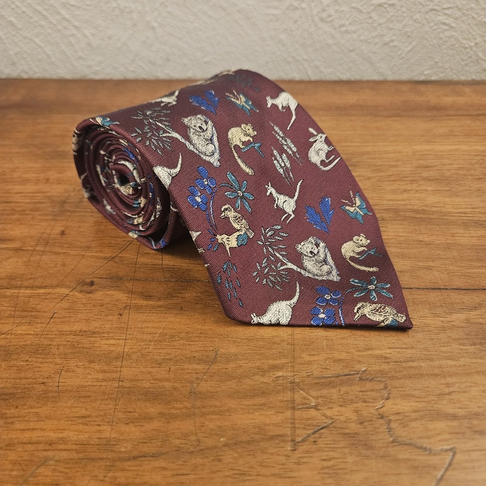 Vintage Australian Animals Mens Necktie Tie Burgundy Red Preppy